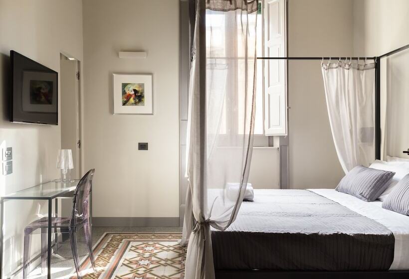 Quarto Estandar, Le Royal