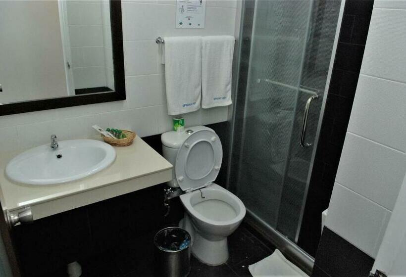 家庭间, Sipadan Inn 2