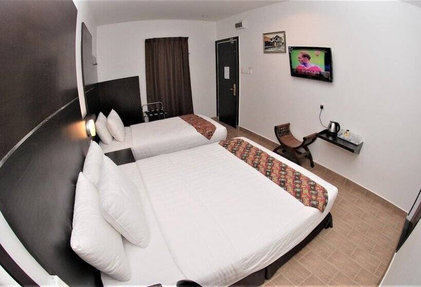 家庭间, Sipadan Inn 2