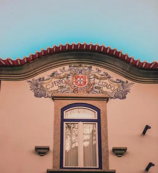 １ベッドルームハウス, Estação Ferroviária De Mondim De Basto