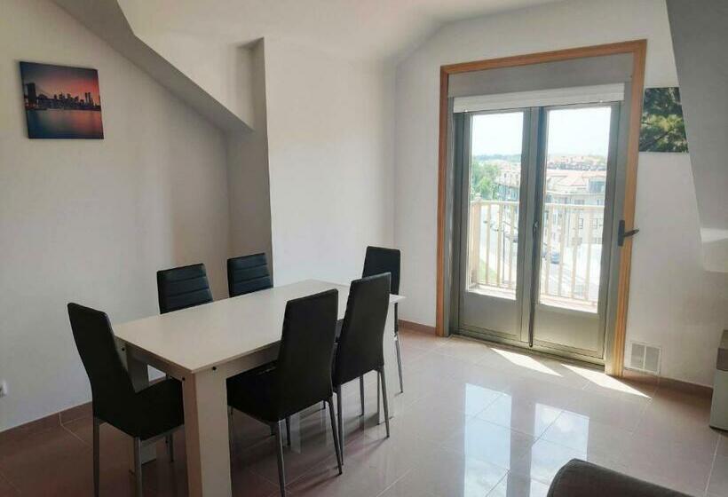 带2个卧室的公寓, Apartamentos Ares 3000