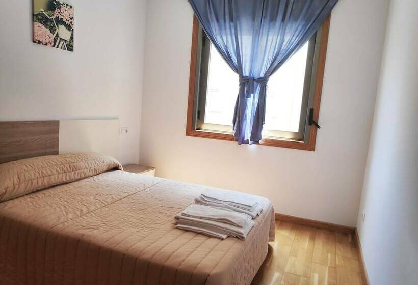 带2个卧室的公寓, Apartamentos Ares 3000