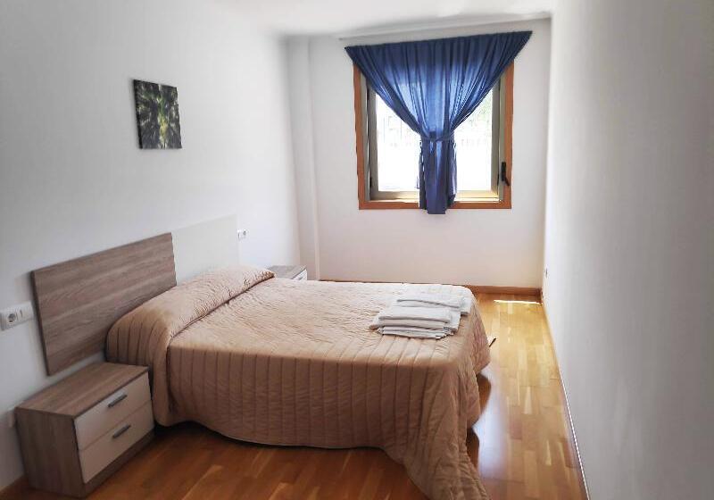 带2个卧室的公寓, Apartamentos Ares 3000