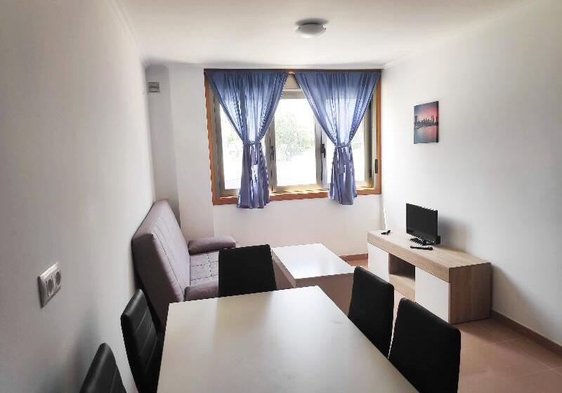 带2个卧室的公寓, Apartamentos Ares 3000