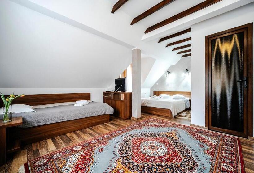 Номер Стандарт Трехместный, Pension Valeria