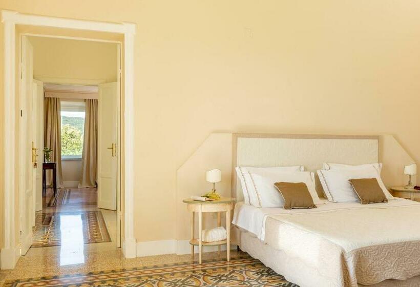 Четырехместный номер Премиум, Villa Moris