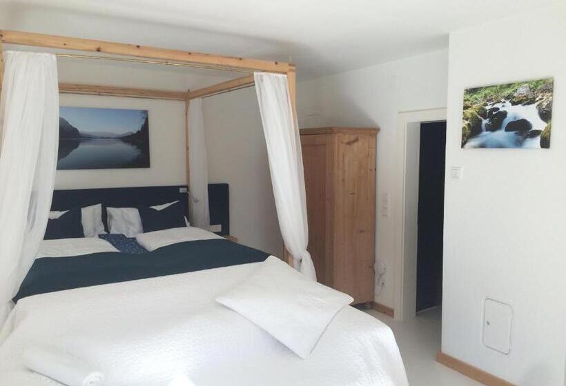 Люкс Повышенной Комфортности, Hallstatt Hideaway  Adults Only