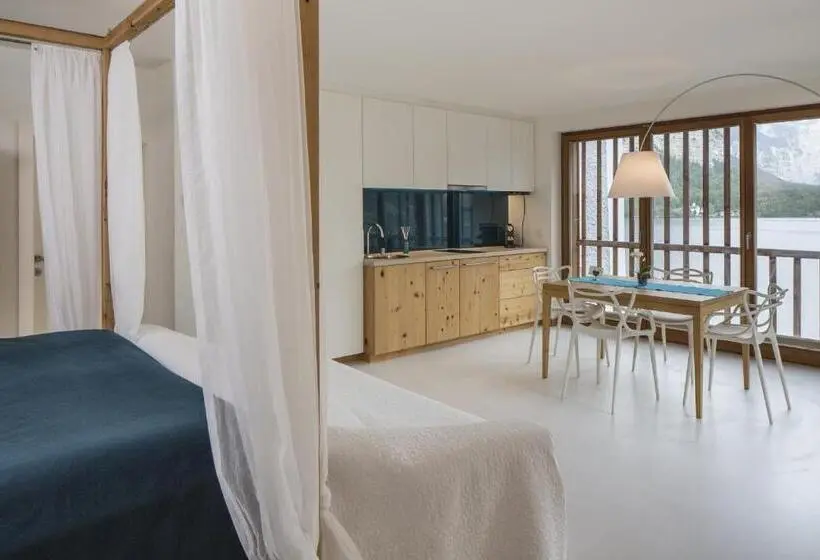 デラックススイート, Hallstatt Hideaway  Adults Only