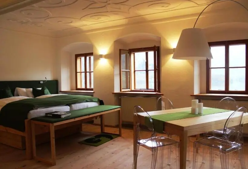 ロイヤルスイート, Hallstatt Hideaway  Adults Only