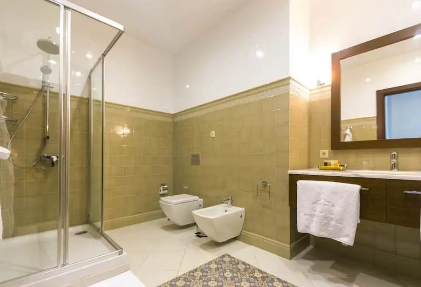 سوییت لوکس, Marxal Resort & Spa