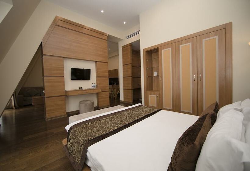 سوییت لوکس, Marxal Resort & Spa