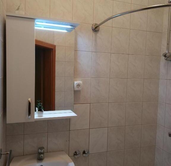 Standard Single Room, Guest House Regina Mundi