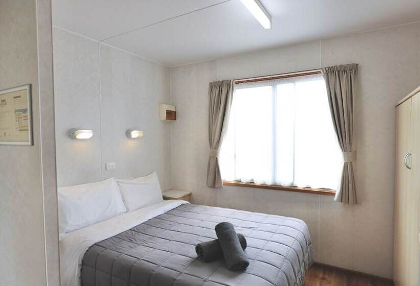 小室, Sea Vu Caravan Park