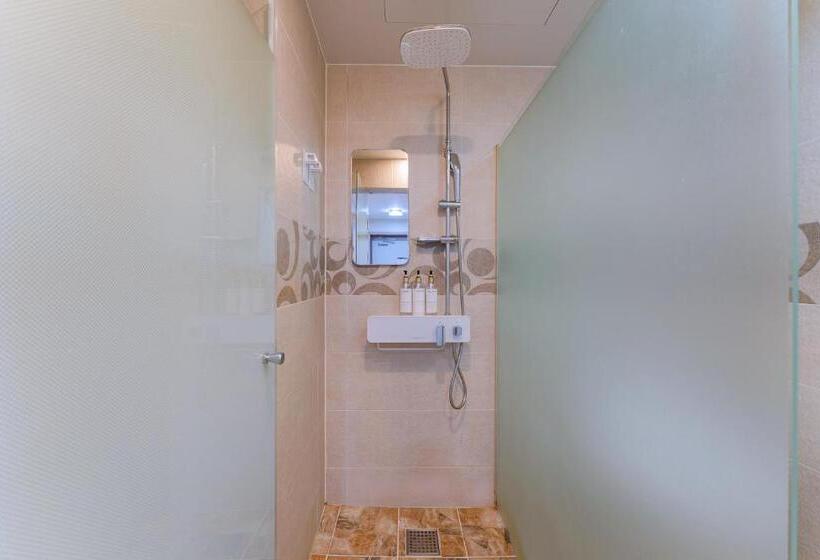 غرفة ديلوكس رباعية, Central Park Hotel Busan