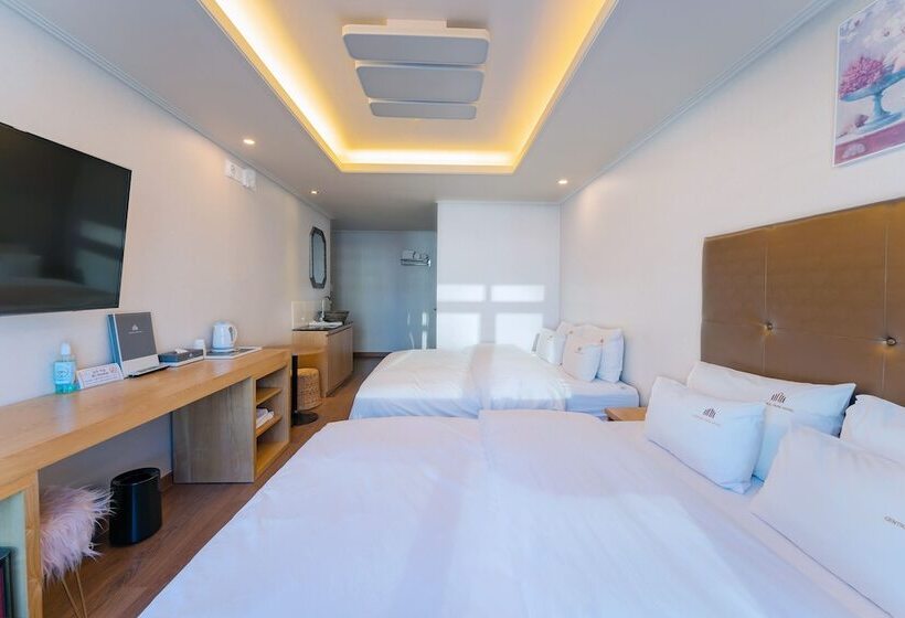 غرفة ديلوكس رباعية, Central Park Hotel Busan