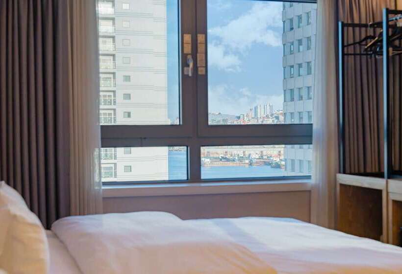 غرفة ديلوكس رباعية, Central Park Hotel Busan