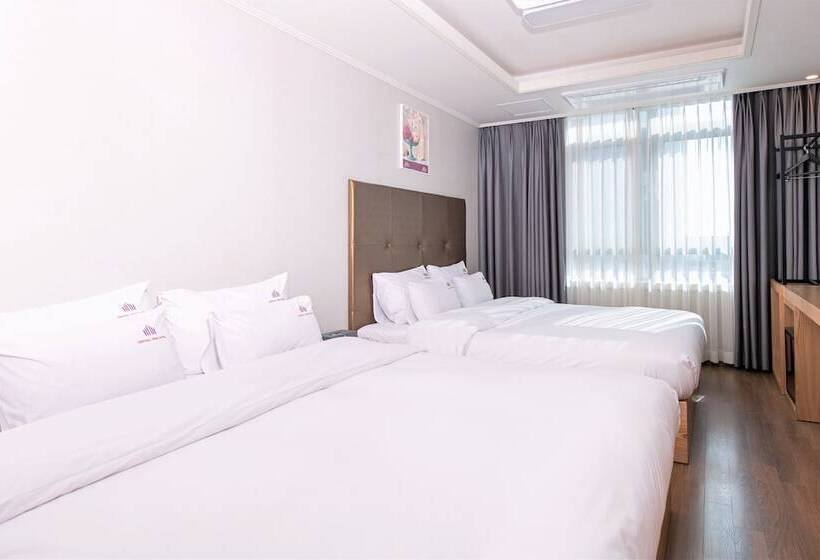 غرفة ديلوكس رباعية, Central Park Hotel Busan