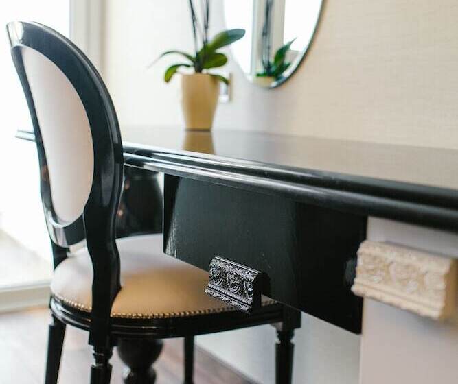 سوییت لوکس, Qbic City