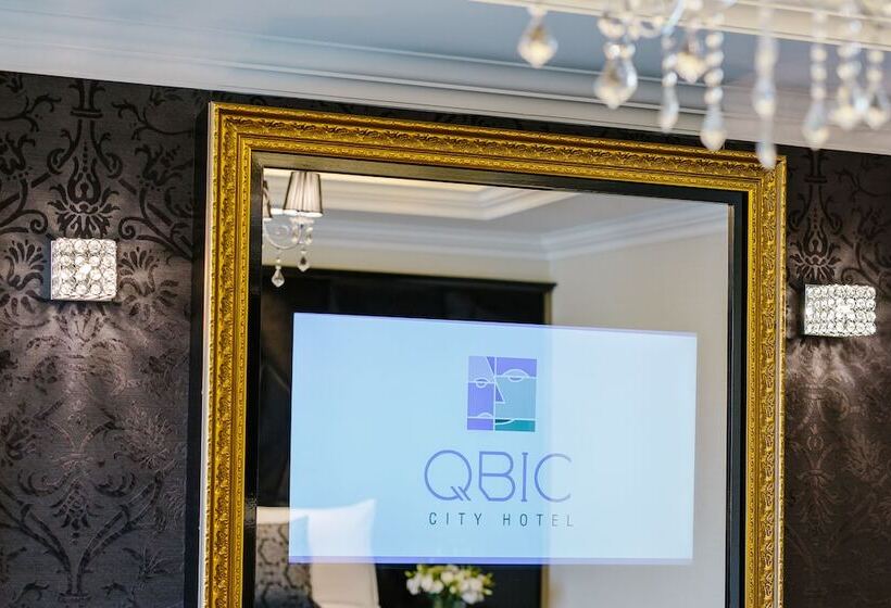 سوییت لوکس, Qbic City