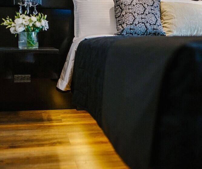 سوییت لوکس, Qbic City