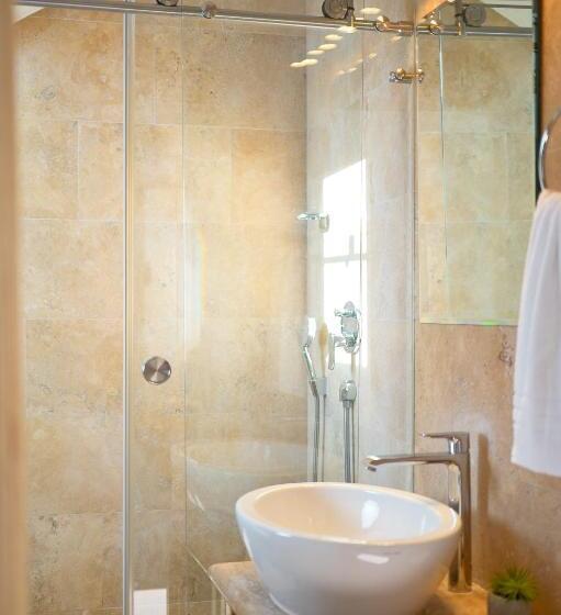 סטודיו דלוקס, Perla Luxury Rooms