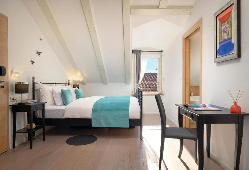 סטודיו דלוקס, Perla Luxury Rooms