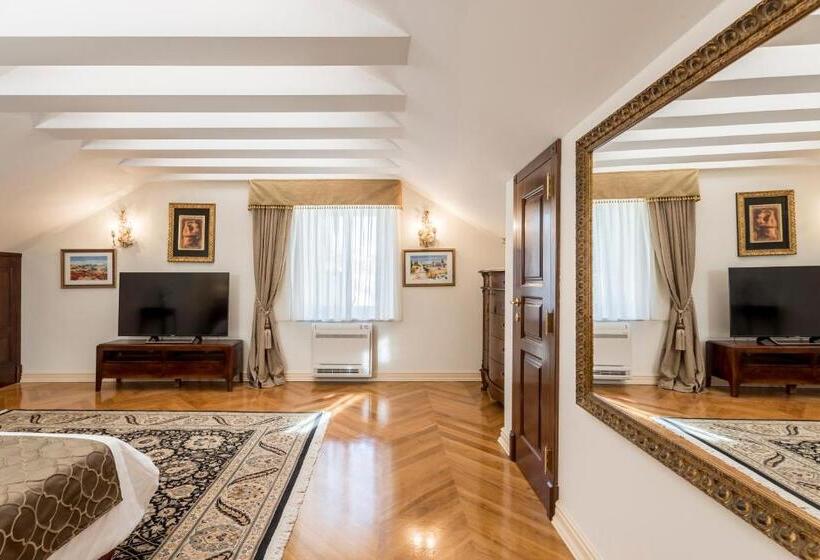 1침실 펜트하우스 아파트, Villa Nepos