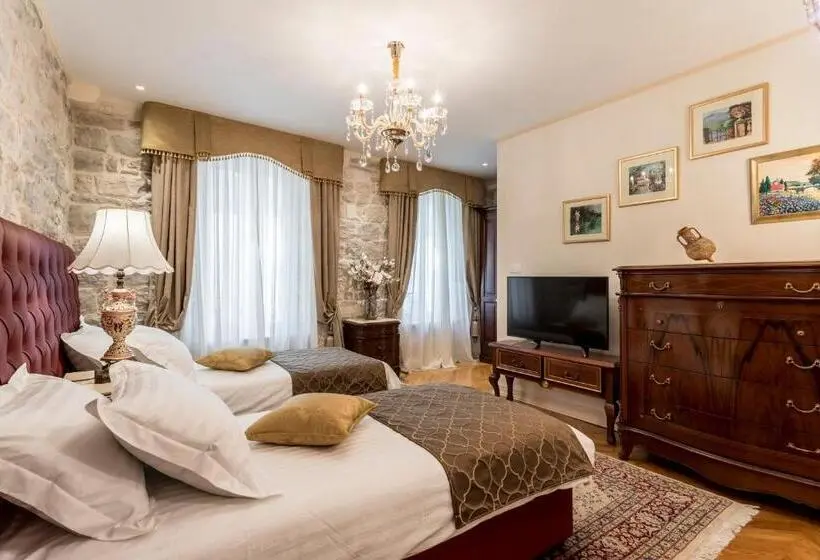 1 Bedroom Penthouse Apartment, Villa Nepos