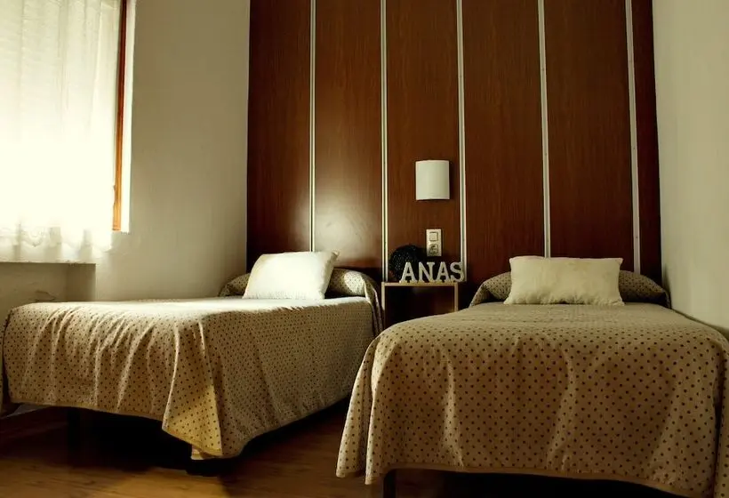 StandaardKamer, Hostal Anas