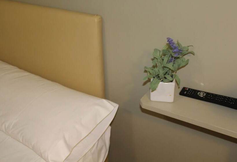 バスルーム共有のシングルスタンダード, El Camino Urban Rooms