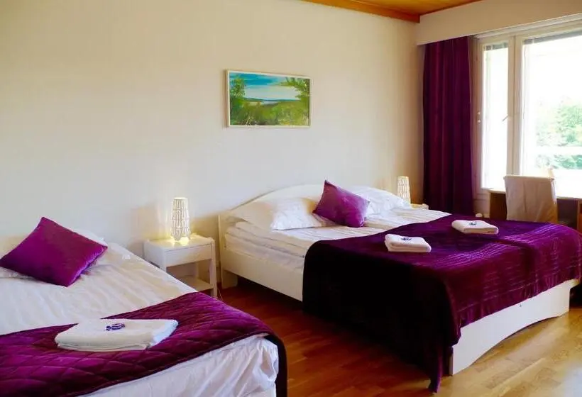 اتاق خانوادگی, Guesthouse Arctic Heart