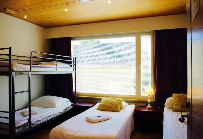 تختخواب در اتاق مشترک, Guesthouse Arctic Heart