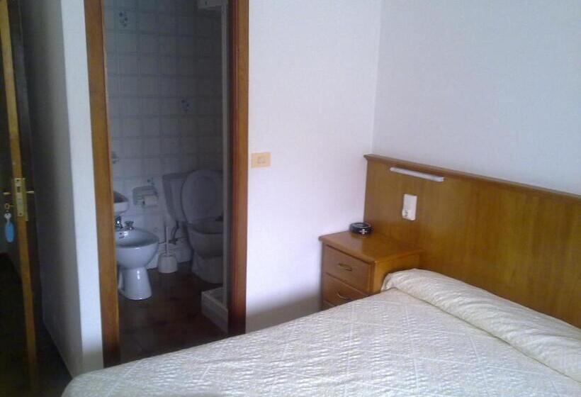 스탠다드 싱글 룸, Pensión Los Trillizos