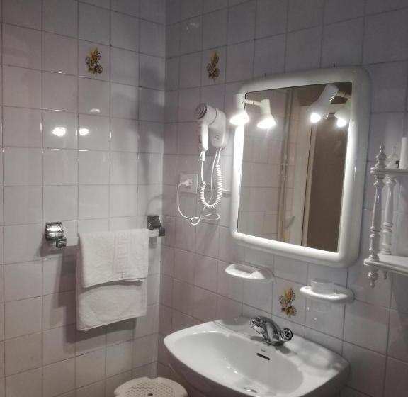 스탠다드 싱글 룸, Pensión Los Trillizos