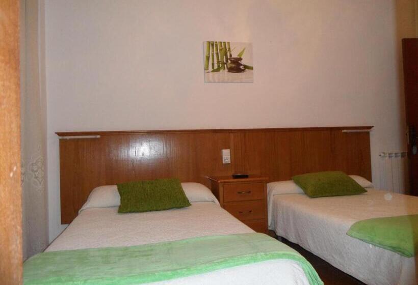 스탠다드 룸, Pensión Los Trillizos