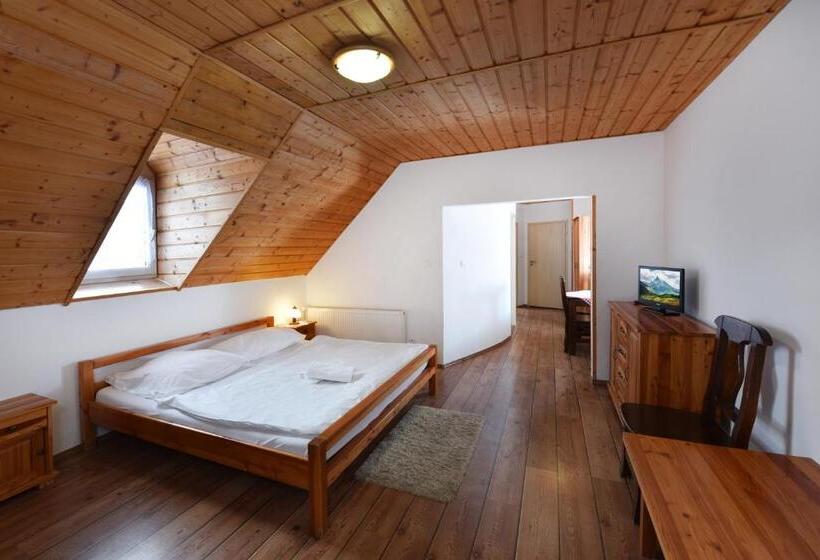 غرفة قياسية رباعية, Penzion Crystal