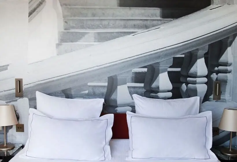 Superior-huone, Relais De Chambord, A Small Luxury Hotels Of The World
