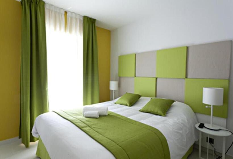 带2个卧室的公寓, Arthur Properties   Montfleury