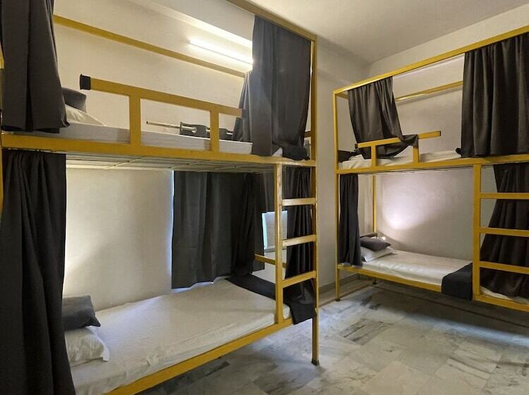 ルームシェアのワンベッド, Bunk Stay Rishikesh   Hostel