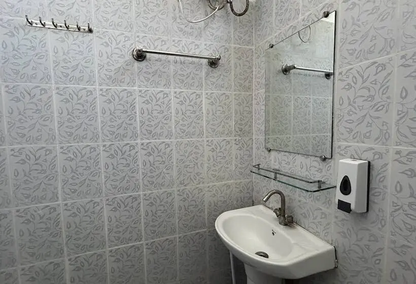 Standaardkamer met Tweepersoonsbed, Bunk Stay Rishikesh   Hostel