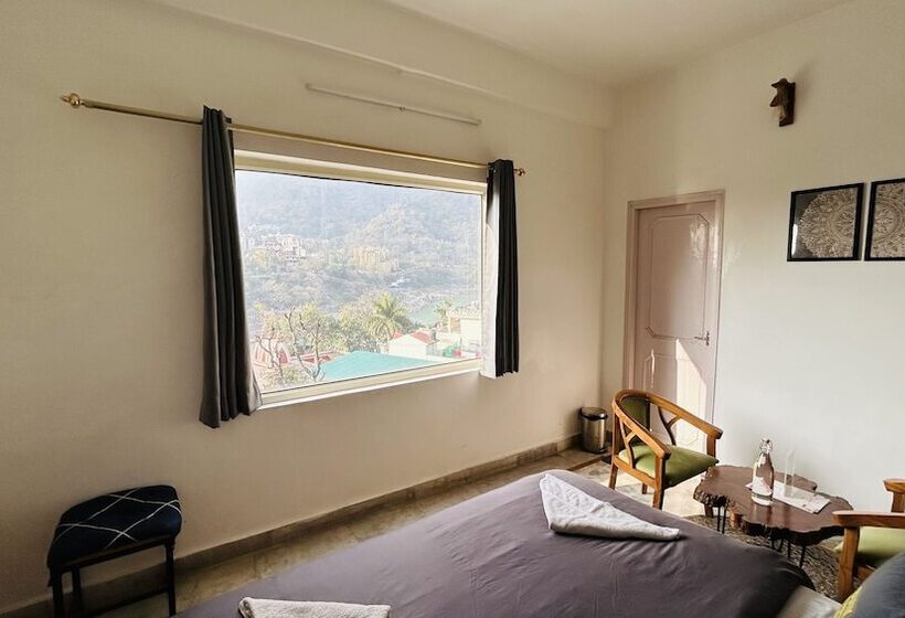 デラックスルーム, Bunk Stay Rishikesh   Hostel