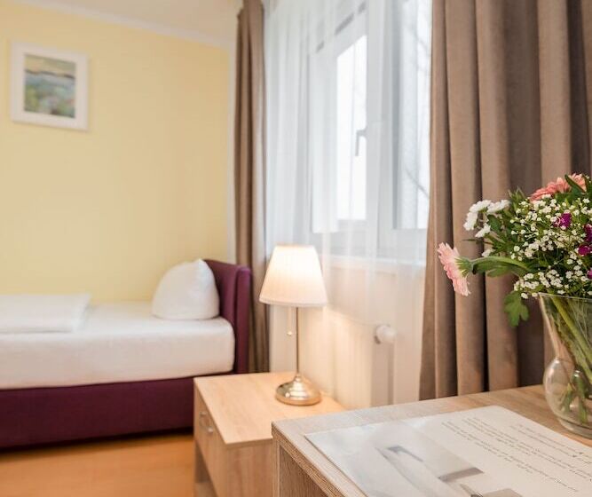 اتاق استاندارد یک تخته برای معلولان, City Green Berlin