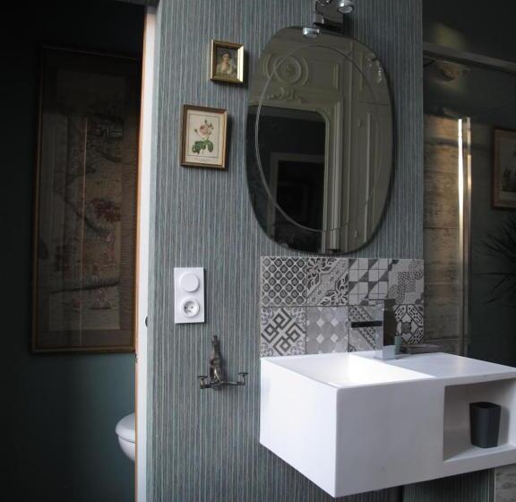 Номер Стандарт, La Bourgogne En Ville