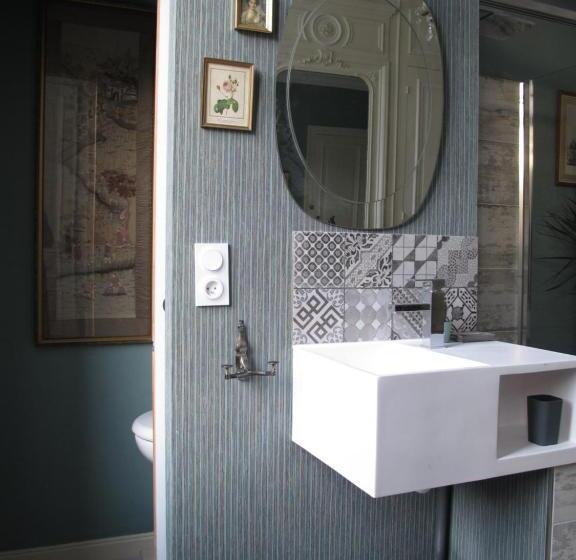 Номер Стандарт, La Bourgogne En Ville