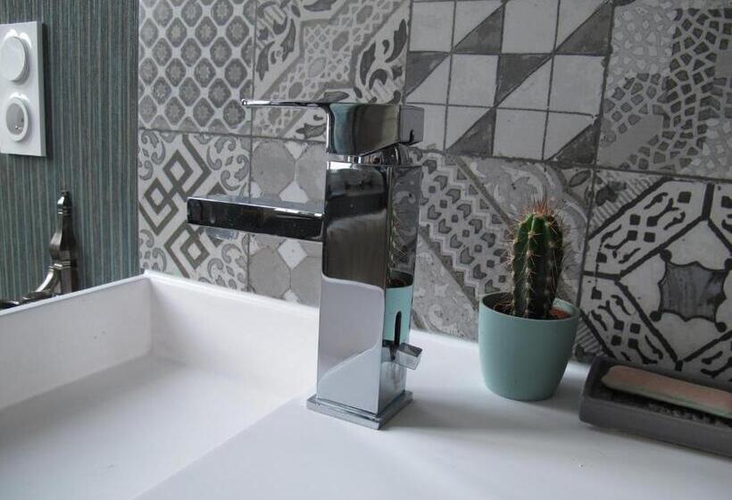 Номер Стандарт, La Bourgogne En Ville