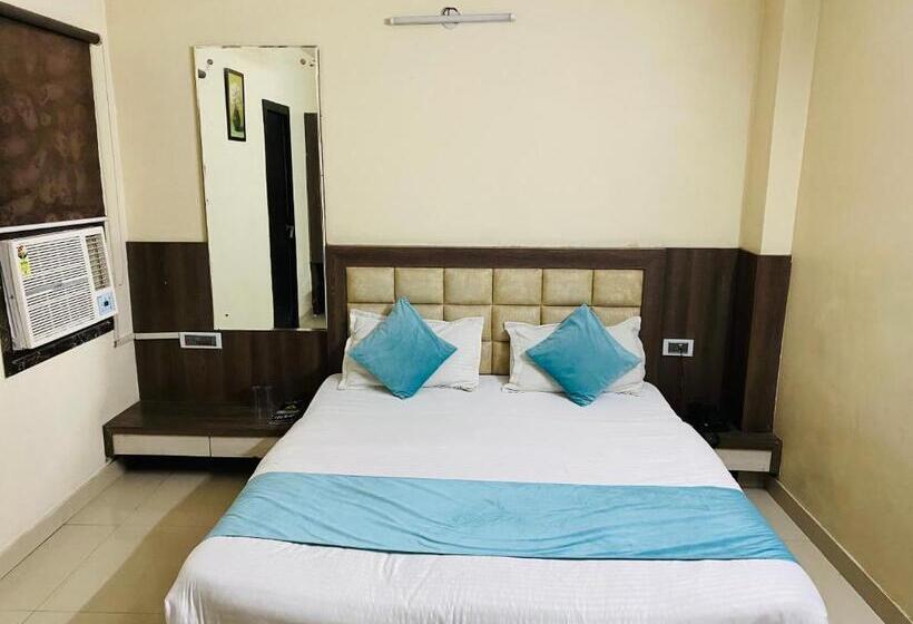 デラックスルーム, Royal Galaxy