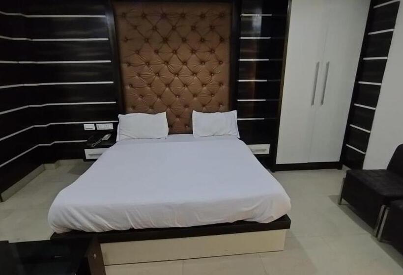 キングサイズベッドのデラックススイート, Royal Galaxy