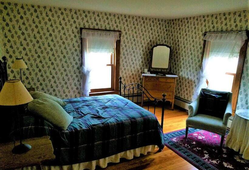 غرفة قياسية, The Wayside Inn