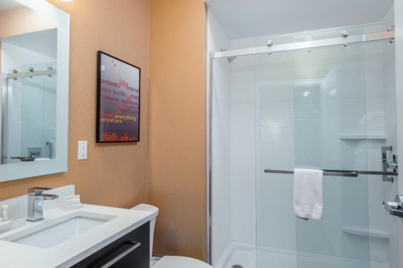 Люкс Кровать Кинг, Towneplace Suites By Marriott Toledo Oregon