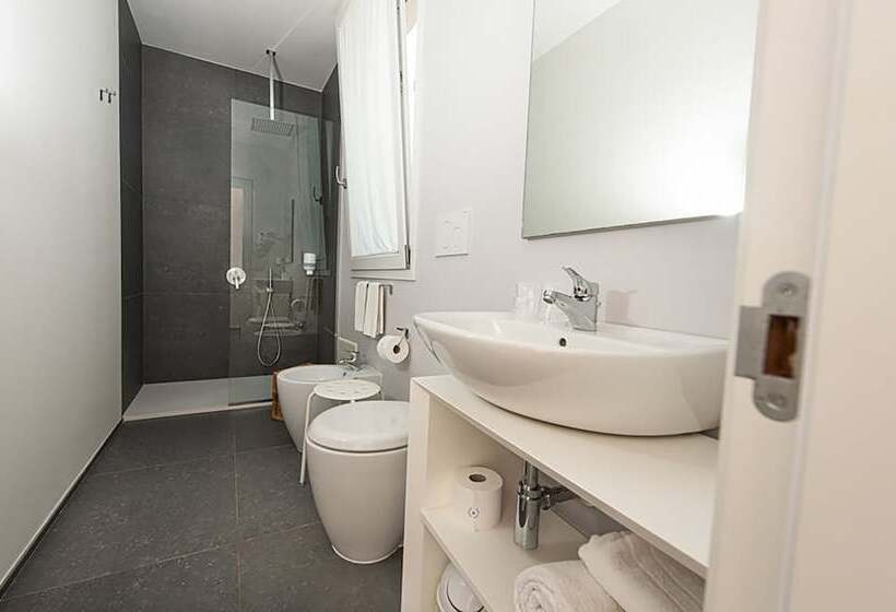 اتاق سوپریور, Le Grancìe